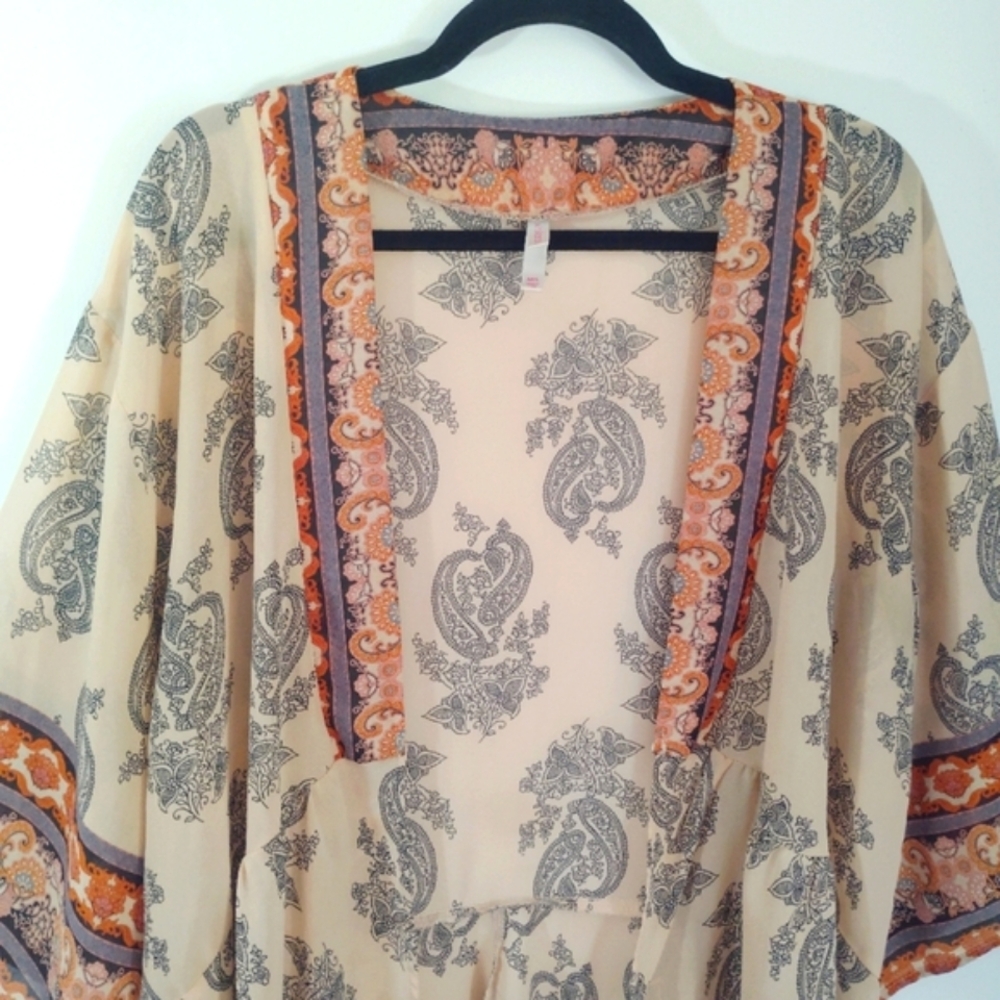 Autumn Beauty M/L Xhilaration Pretty Paisley Kimono Cardigan Coverup Semi-sheer - Picture 3 of 15
